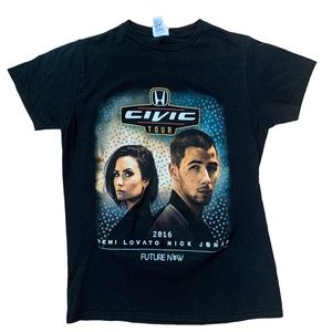 Demi Lavato and Nick Jonas concert 2016 band‎ tshirt size small